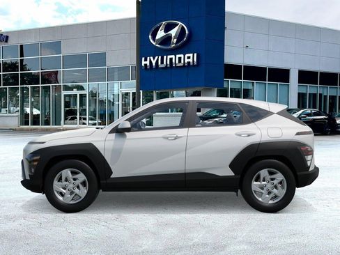 New 2026 Hyundai Kona SE image 3