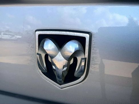 Used 2022 RAM 1500 Tradesman w/ Chrome Plus Package RWD image 31