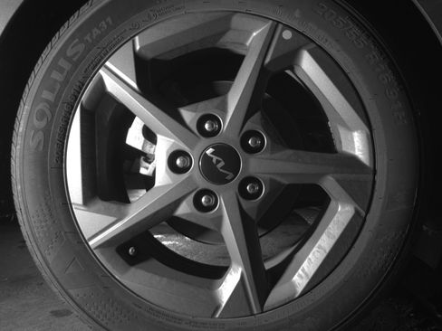 Used 2025 Kia K4 FWD image 15