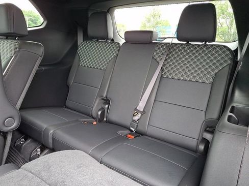 Used 2025 GMC Acadia Denali w/ LPO, Floor Liner Package AWD/4WD image 20