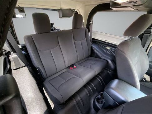 Used 2017 Jeep Wrangler Sport AWD/4WD image 22