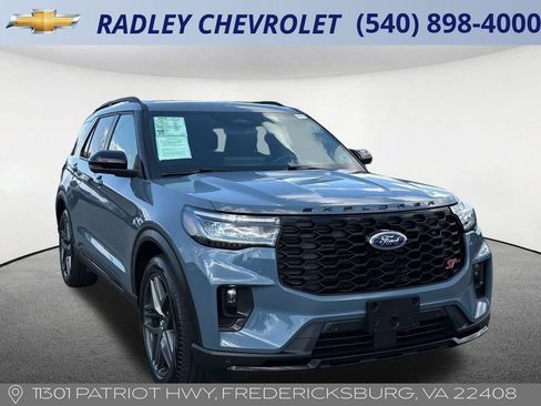 Used 2025 Ford Explorer ST AWD/4WD image 22