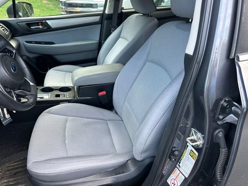 Used 2018 Subaru Outback 2.5i Premium AWD/4WD image 15