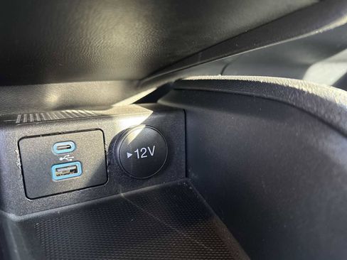 Used 2023 Ford Escape Platinum AWD/4WD image 31