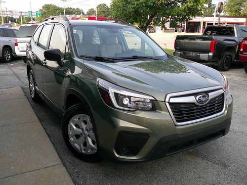 Used 2021 Subaru Forester AWD/4WD image 4