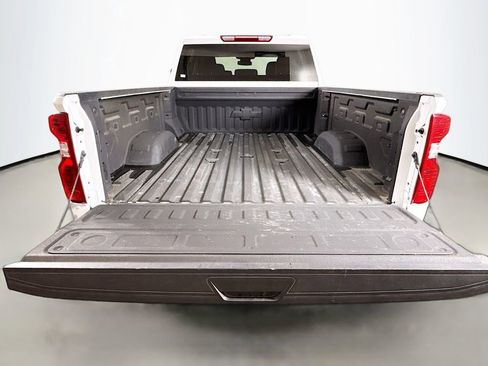 Used 2024 Chevrolet Silverado 2500 Custom w/ Custom Value Package AWD/4WD image 23