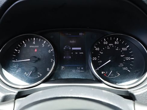 Used 2020 Nissan Rogue SV AWD/4WD image 12