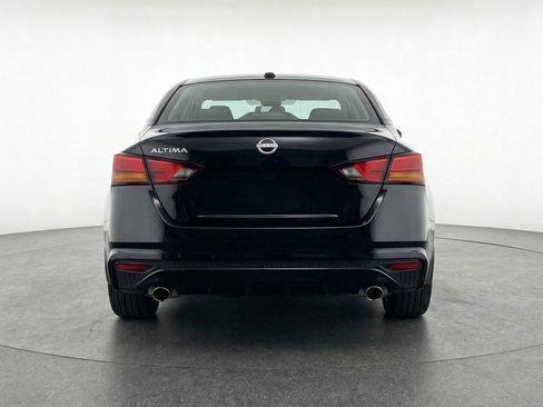 Used 2025 Nissan Altima 2.5 SV image 7