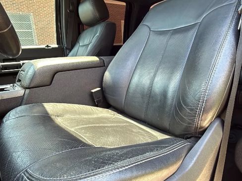 Used 2012 Ford F250 Lariat w/ Lariat Ultimate Pkg AWD/4WD image 26