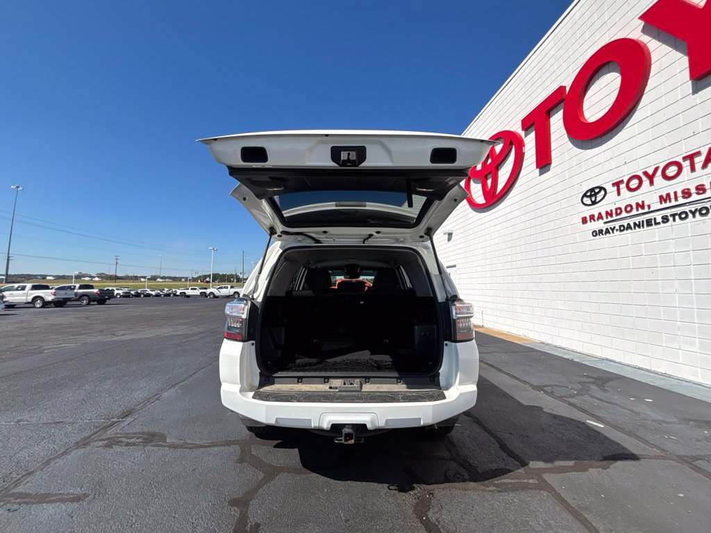 Used 2022 Toyota 4Runner SR5 RWD image 30