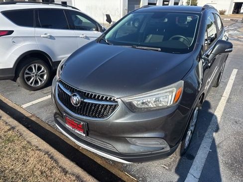 Used 2017 Buick Encore Preferred image 3