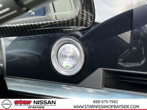 Used 2023 Chevrolet Corvette Stingray Premium Conv w/ Z51 Performance Package image 27