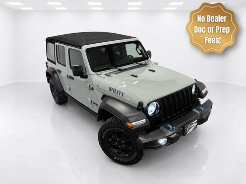 Used 2023 Jeep Wrangler Unlimited w/ Cold Weather Group AWD/4WD image 3