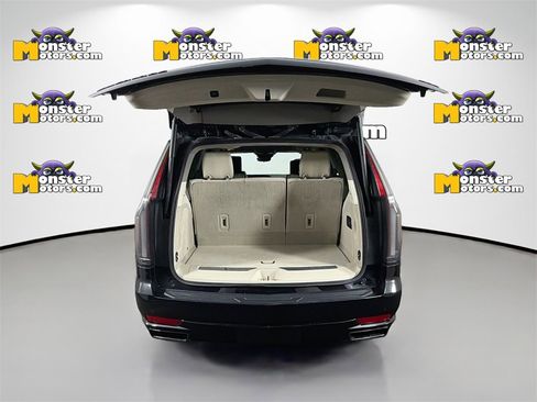 Used 2024 Cadillac Escalade Sport Platinum image 31