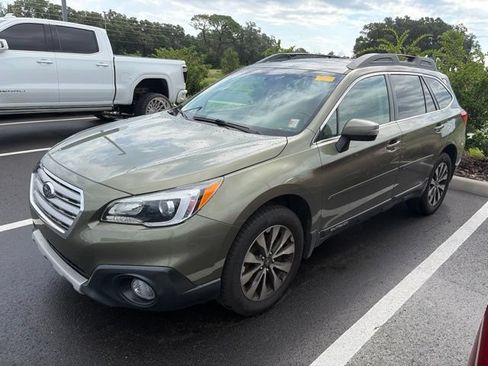 Used 2017 Subaru Outback 2.5i Limited AWD/4WD image 3