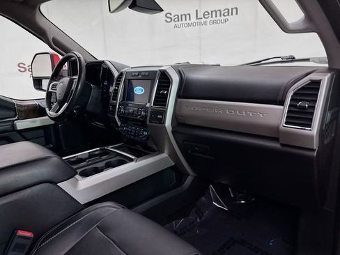 Used 2018 Ford F250 Lariat w/ Lariat Ultimate Package AWD/4WD image 29
