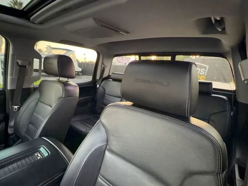 Used 2016 GMC Sierra 1500 Denali w/ Denali Ultimate Package image 15