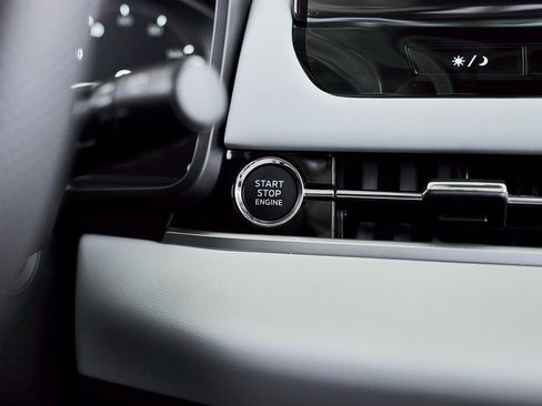 New 2026 Mitsubishi Outlander SE FWD image 44