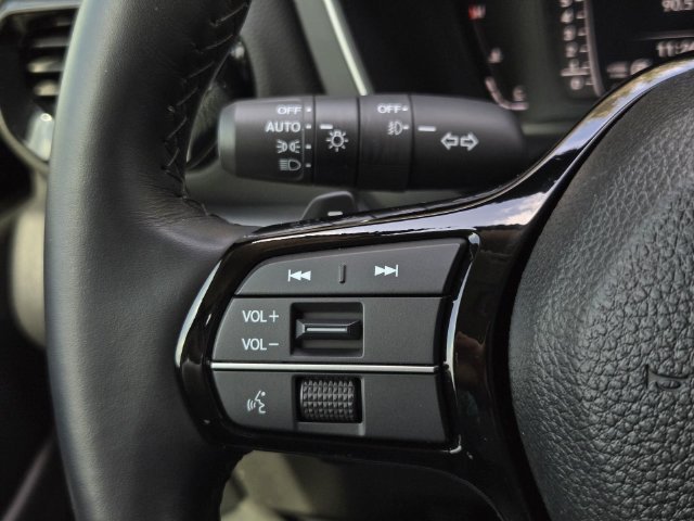 Used 2025 Honda Pilot Elite image 29