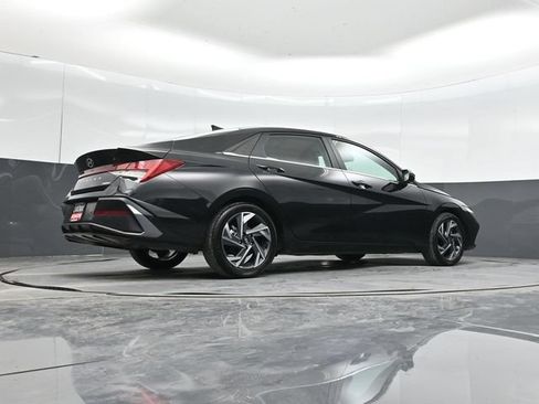 Used 2024 Hyundai Elantra Limited FWD image 49