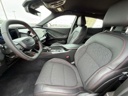 New 2026 Dodge Charger R/T w/ Driver Convenience Group AWD/4WD image 24