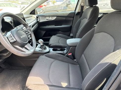 Used 2023 Kia Forte LXS w/ LXS Technology Package FWD image 10