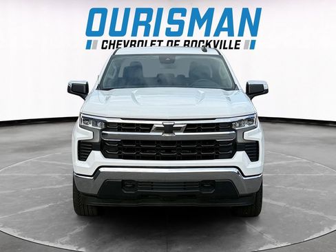 Used 2024 Chevrolet Silverado 1500 LT AWD/4WD image 8