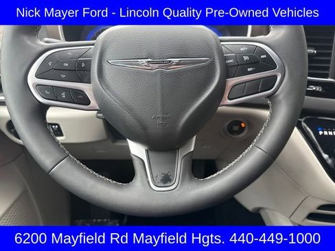 Used 2024 Chrysler Voyager LX image 17