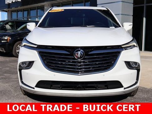 Certified 2023 Buick Enclave Essence image 3