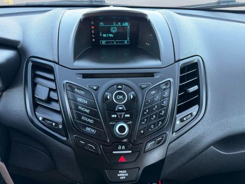 Used 2016 Ford Fiesta S image 32