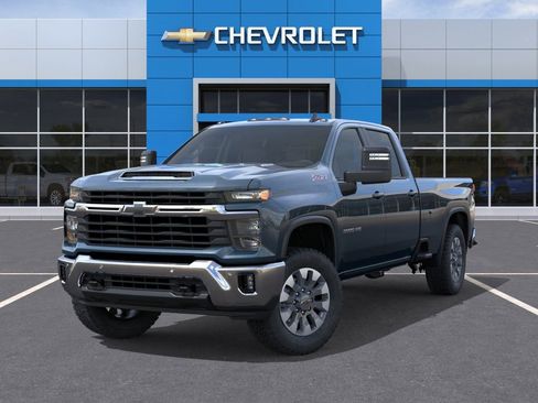 New 2026 Chevrolet Silverado 2500 LT w/ All Star Edition AWD/4WD image 8