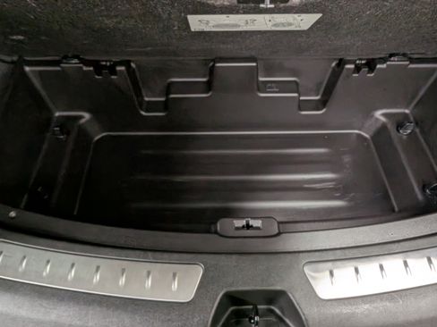 Used 2023 Buick Enclave Avenir w/ Trailering Package, 5000 lbs. image 26