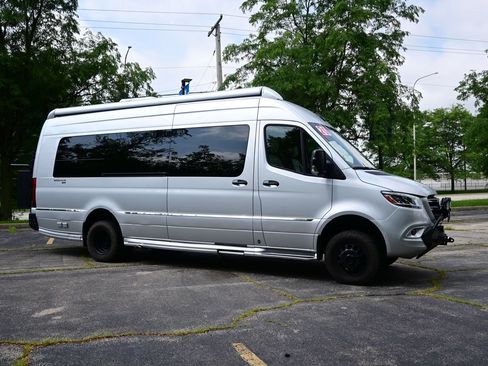 Used 2020 Mercedes-Benz Sprinter 3500 image 15