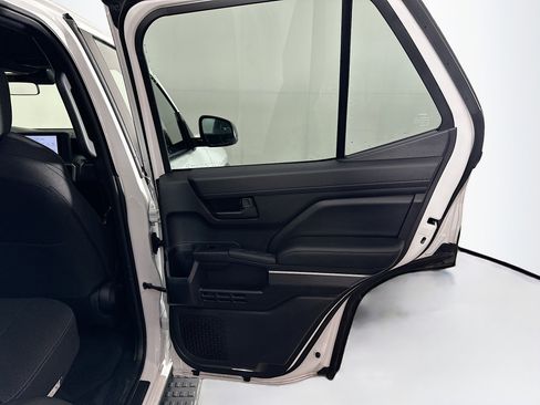 Used 2025 Toyota 4Runner SR5 image 29