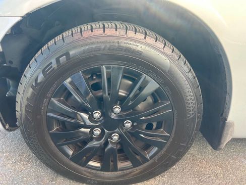 Used 2007 Chrysler PT Cruiser FWD image 12