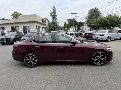Used 2019 Alfa Romeo Giulia AWD w/ Cold Weather Package image 8