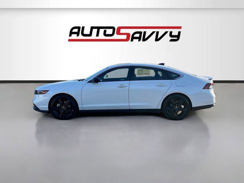 Used 2024 Honda Accord Sport image 4