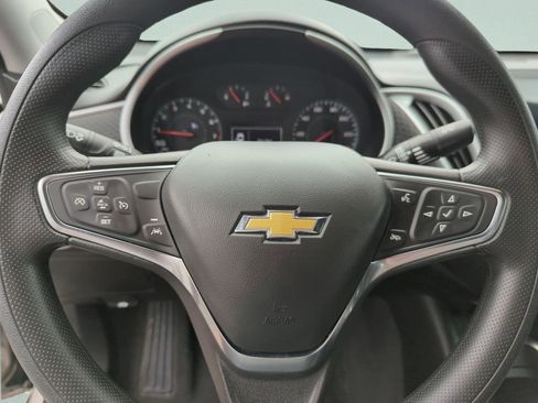 Used 2024 Chevrolet Malibu LT image 38