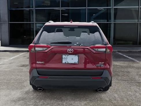 Used 2025 Toyota RAV4 XLE w/ Convenience Package FWD image 6