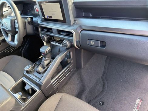 Used 2025 Toyota 4Runner TRD Off-Road image 34