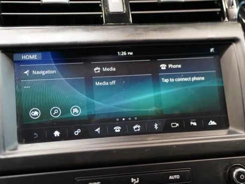 Used 2018 Land Rover Discovery SE AWD/4WD image 22