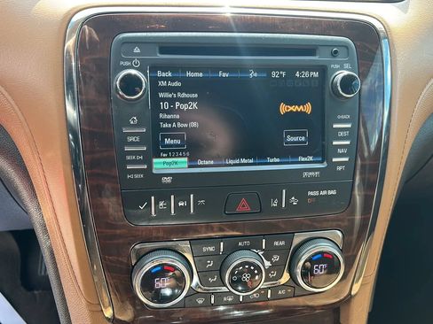 Used 2017 Buick Enclave Premium FWD image 19