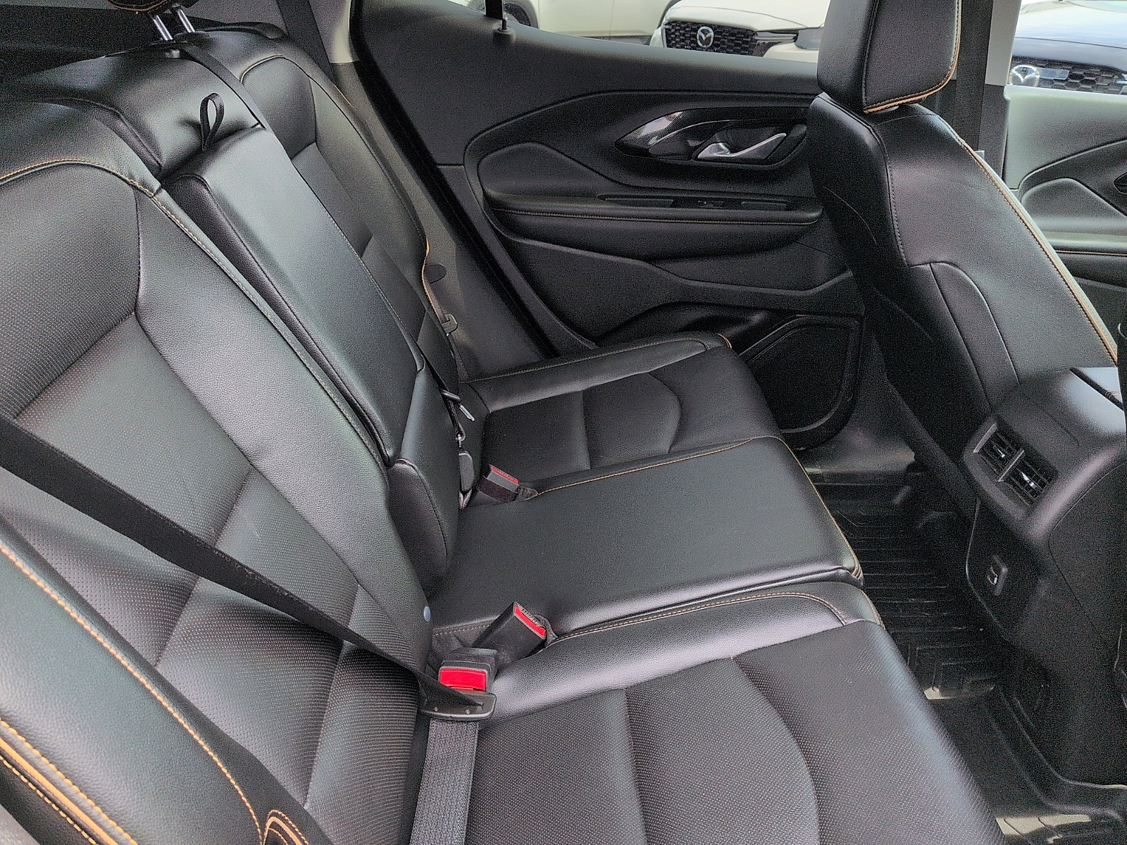 Used 2023 GMC Terrain AT4 AWD/4WD image 8