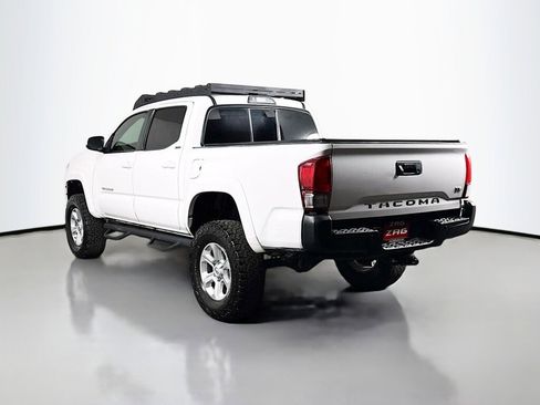 Used 2016 Toyota Tacoma SR AWD/4WD image 3