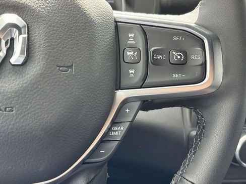 New 2026 RAM 1500 4x4 Crew Cab image 19