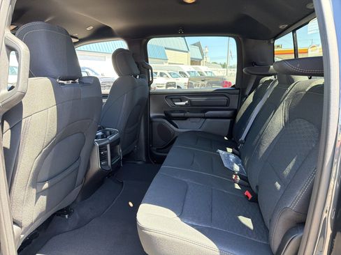 New 2026 RAM 1500 Express AWD/4WD image 12