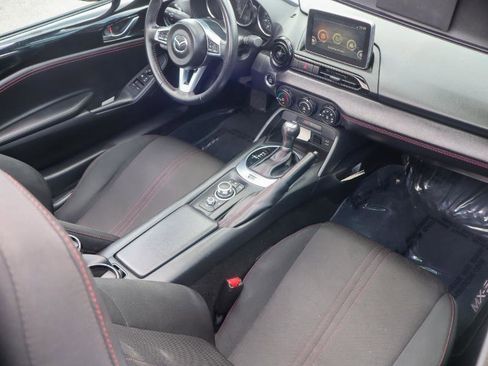 Used 2016 MAZDA MX-5 Miata Club RWD image 11