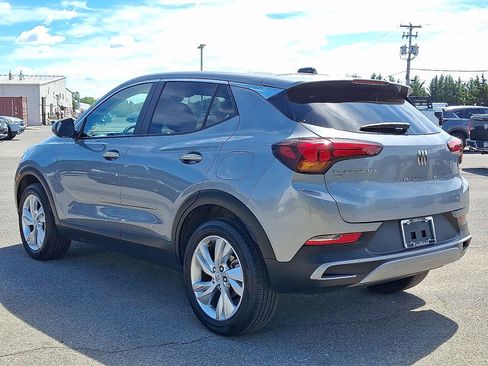 Used 2024 Buick Encore GX Preferred AWD/4WD image 3