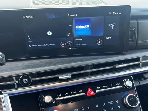 Used 2025 Hyundai Santa Fe Limited image 11