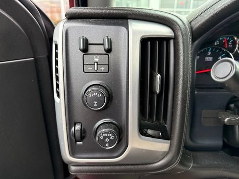 Used 2019 GMC Sierra 2500 SLT AWD/4WD image 9